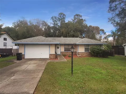 704 Monroe Harbor Pl, Sanford, FL 32773