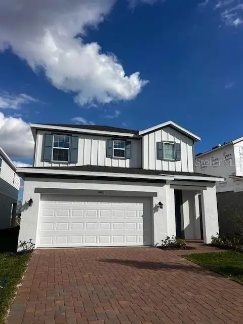 2008 Heart Lake Dr, Groveland, FL 34736