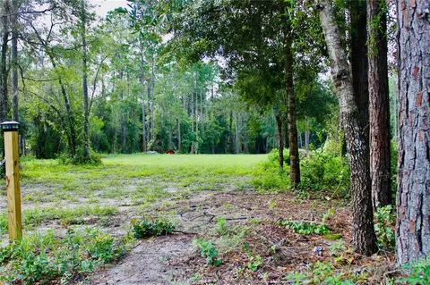 000 Lake Seneca Rd, Eustis, FL 32736
