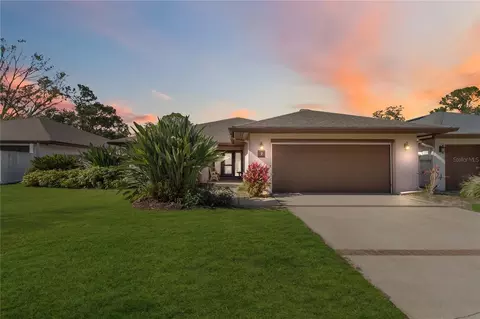 7 Huntley Ct, Haines City, FL 33844