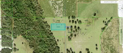 Mills Rd, Fort Meade, FL 33841