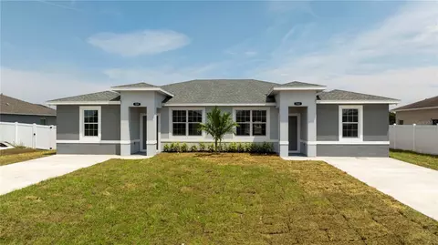 646-648 Desmoines Ct, Poinciana, FL 34759