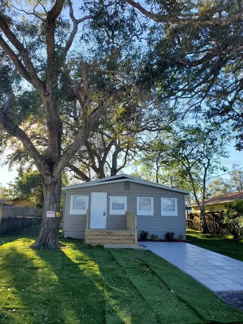 900 Jasmine Ave, Holly Hill, FL 32117