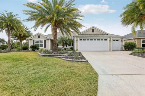 826 Wiechens Way, The Villages, FL 32163
