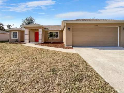 4205 Inverness St, North Port, FL 34288