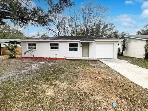 1810 Selleen Dr, Eustis, FL 32726