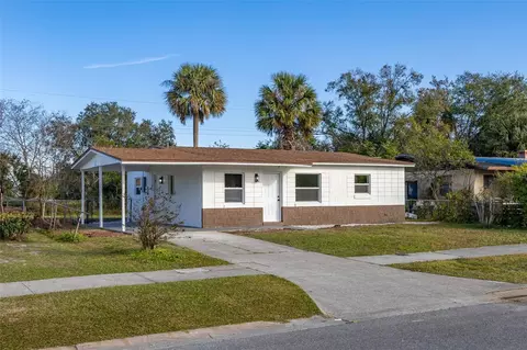 128 Academy Ave, Sanford, FL 32771