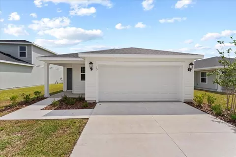 19 Derbyshire Dr, Palm Coast, FL 32164