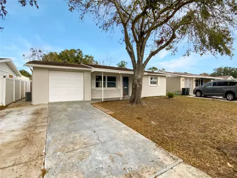 5305 Bob White Dr, Holiday, FL 34690