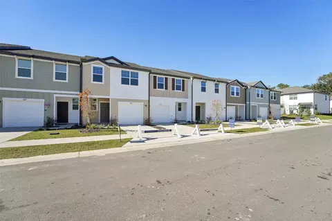 6206 Calle Ochoa St, Zephyrhills, FL 33542