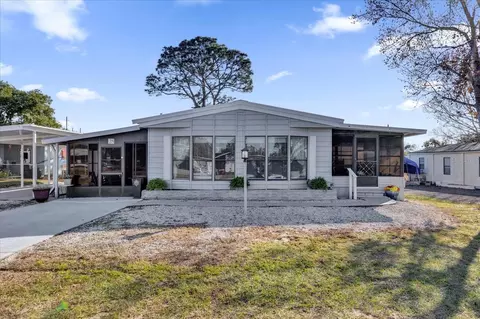 28 Da Rosa Ave, Debary, FL 32713