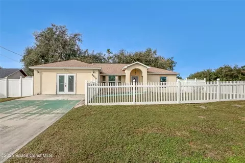 5930 Baltimore Ave, Cocoa, FL 32927