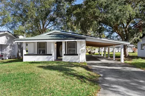 122 Magnolia Dr, Winter Haven, FL 33881