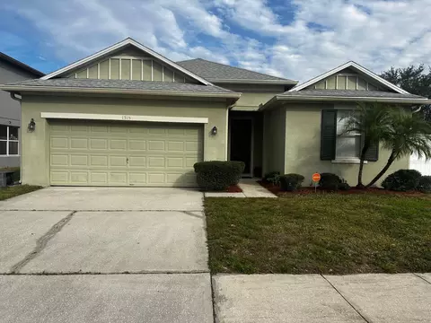 1315 Blackwater Pond Dr W, Orlando, FL 32828