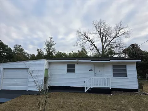 4293 County Road 136, Wildwood, FL 34785