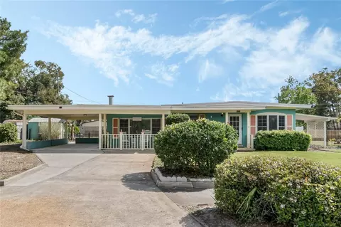 213 Oakland Ave, Sanford, FL 32773