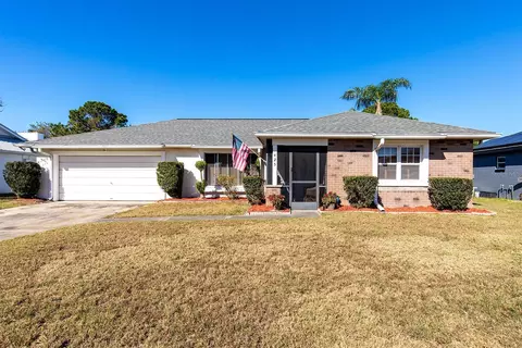 425 Iowa Woods Cir E, Orlando, FL 32824
