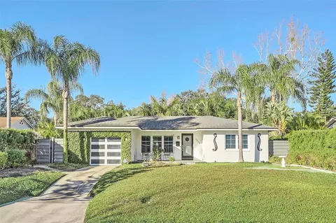 3809 Pelican Ln, Orlando, FL 32803