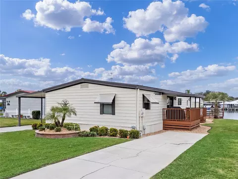 1618 Sunshine Ln, Tavares, FL 32778