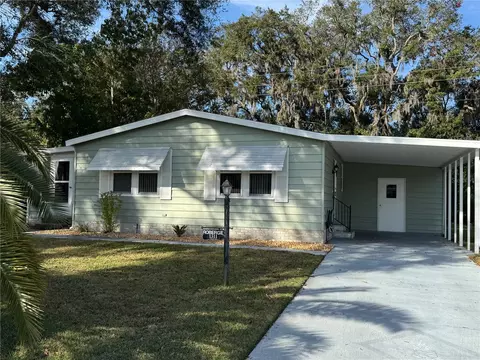 1311 E Schwartz Blvd E, Lady Lake, FL 32159