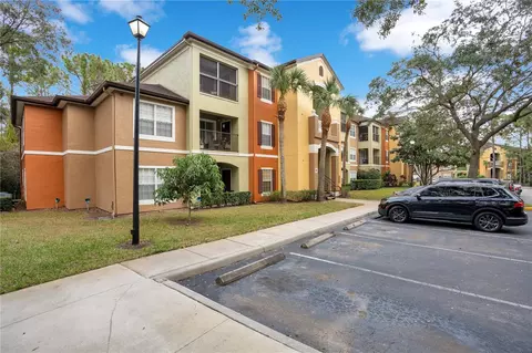 814 Crest Pines Dr #937, Orlando, FL 32828