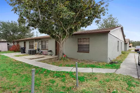 3091 Saint Paul Dr, Winter Haven, FL 33880