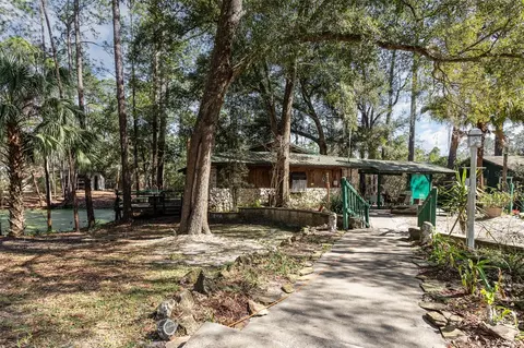 221 SE 125th Terrace Rd, Silver Springs, FL 34488