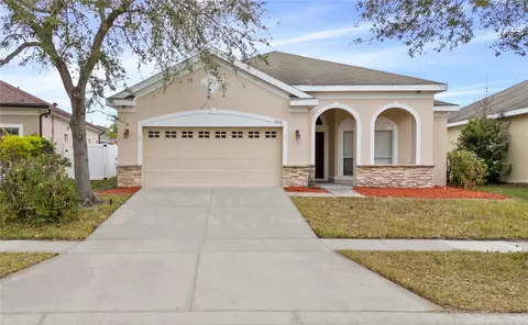 2078 Marsh Hawk Dr, Orlando, FL 32837