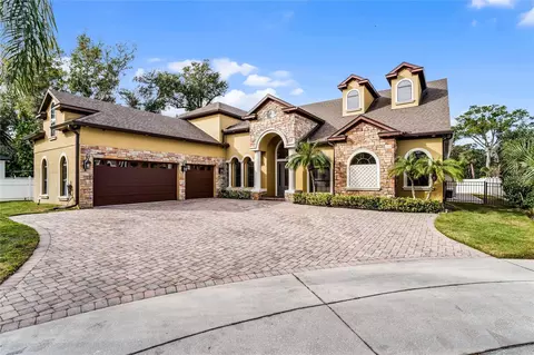 4500 Stone Hedge Dr, Orlando, FL 32817