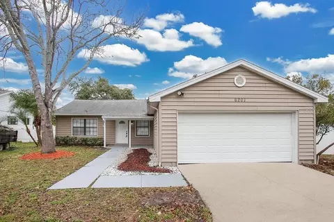 6201 Cedarbrook Dr N, Pinellas Park, FL 33782