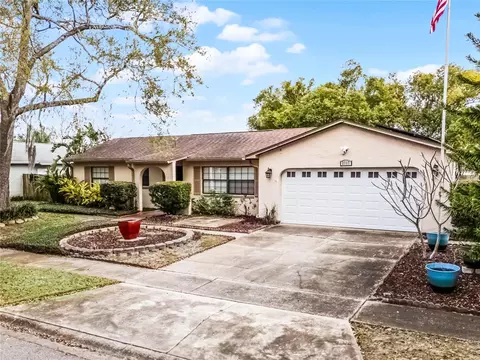 2717 Rose Moss Ln, Orlando, FL 32807