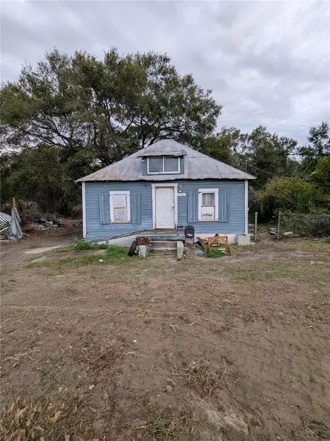 620 Cochran Rd, Geneva, FL 32732