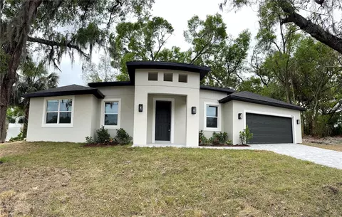 116 E Cleveland St, Apopka, FL 32703