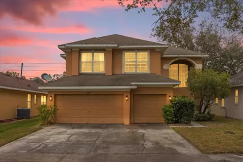 8567 Baywood Vista Dr, Orlando, FL 32810