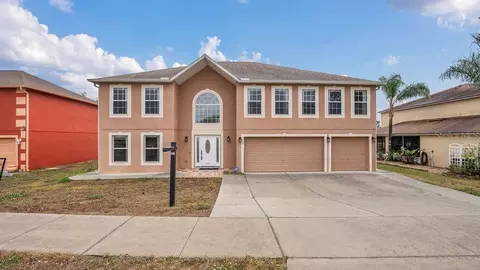 3433 Glossy Leaf Ln, Clermont, FL 34711