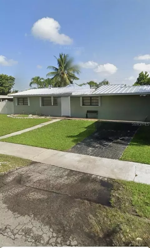 1370 W 79th St, Hialeah, FL 33014 photo 1