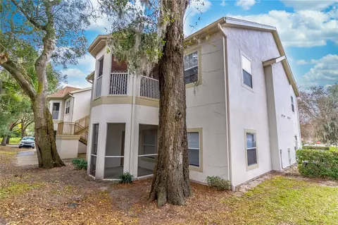 970 N Spring Garden Ave #512, Deland, FL 32720