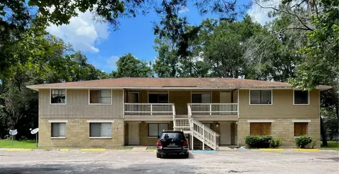 6816 SW 4th Pl, Gainesville, FL 32607