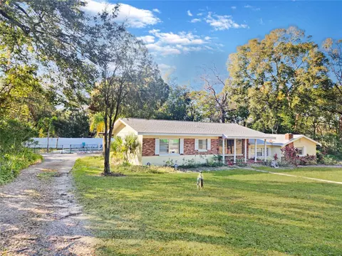 5240 N Powers Dr, Orlando, FL 32818