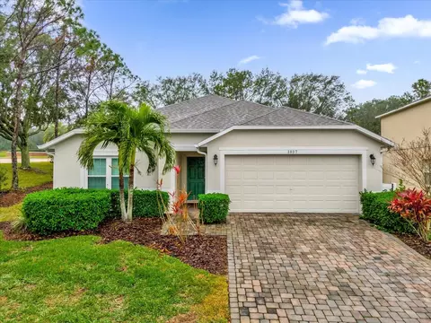1037 Balmoral Dr, Davenport, FL 33896