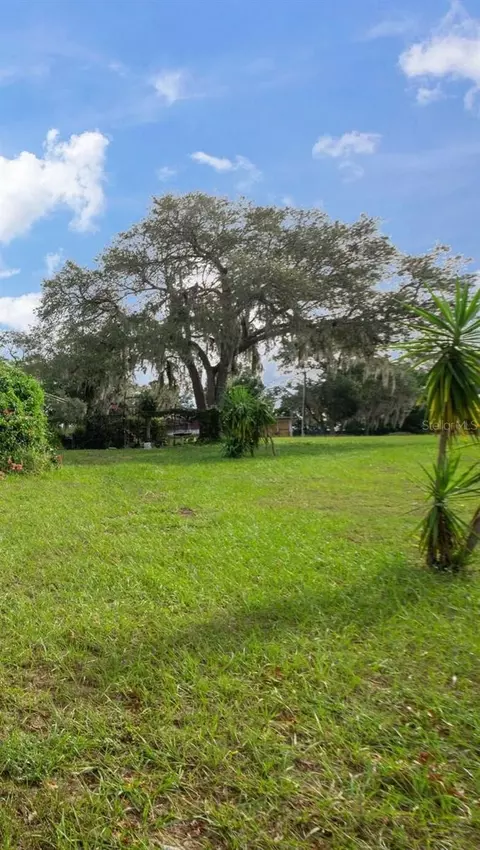 520 Margaret Ln, Lake Wales, FL 33853