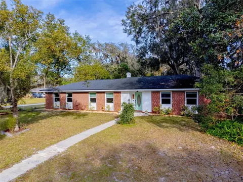 646 Palm Dr, Oviedo, FL 32765