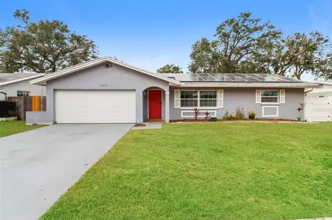 1370 Leona Dr, Largo, FL 33770