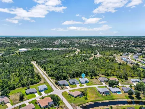 143 Long Meadow Ln, Rotonda West, FL 33947