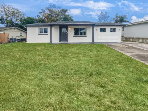 9640 Mark Twain Ln, Port Richey, FL 34668