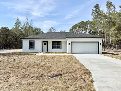6 Malauka Pass, Ocklawaha, FL 32179