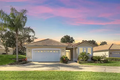 303 Foxhill Ct, Debary, FL 32713