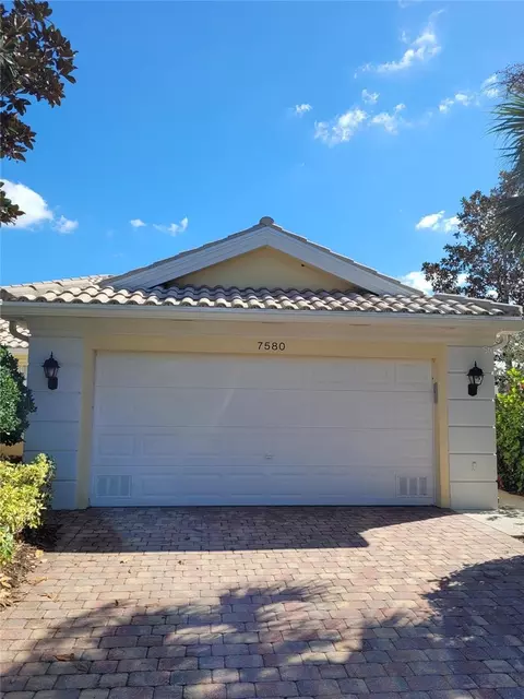 7580 Camminare Dr, Sarasota, FL 34238