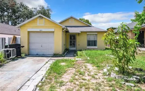 5633 Piney Ridge Dr, Orlando, FL 32808