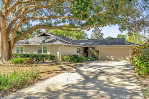 3820 Orange Lake Dr, Orlando, FL 32817